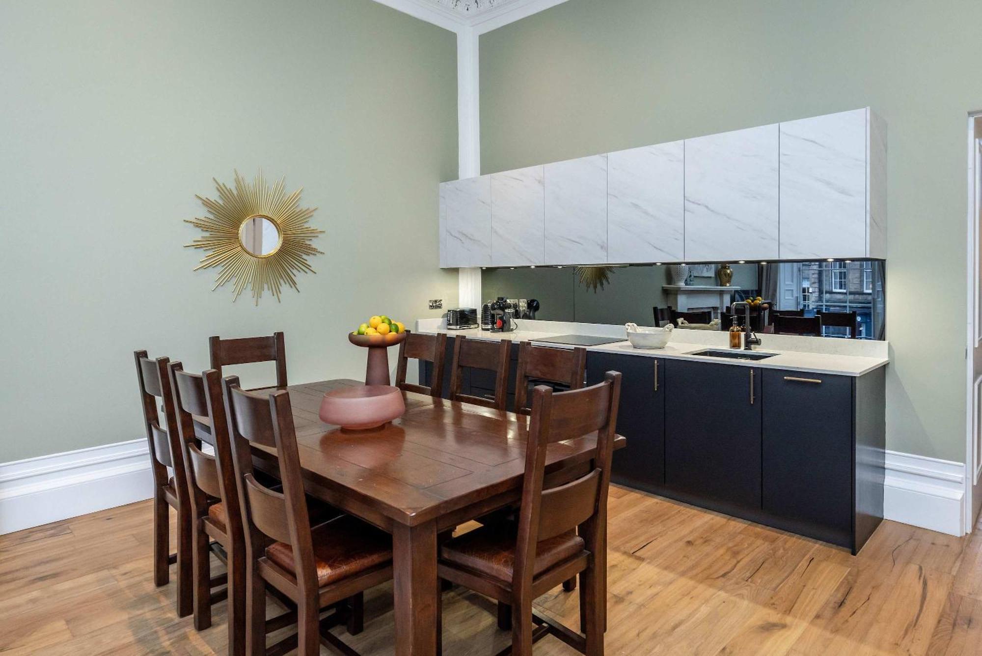 Dragon Suites Luxury Apartments At 9 Albyn Place EDI Exteriér fotografie