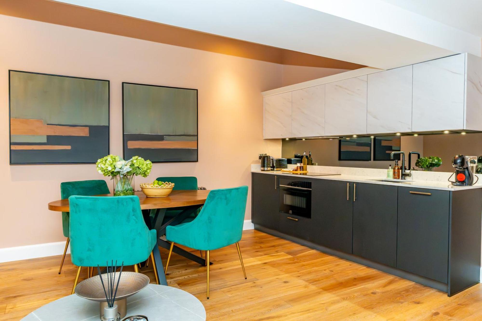 Dragon Suites Luxury Apartments At 9 Albyn Place EDI Exteriér fotografie